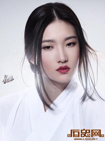 古代嫔妃侍寝大展万种风情